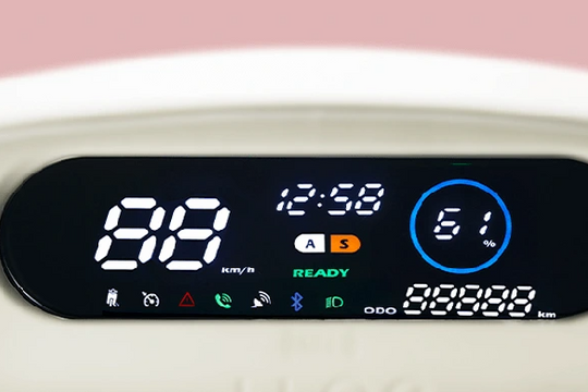 Mẫu xe điện thương hiệu Honda gây sốt giá chưa tới 9 triệu: Có smartkey, sạc USB, chạy liền 80km/lần sạc