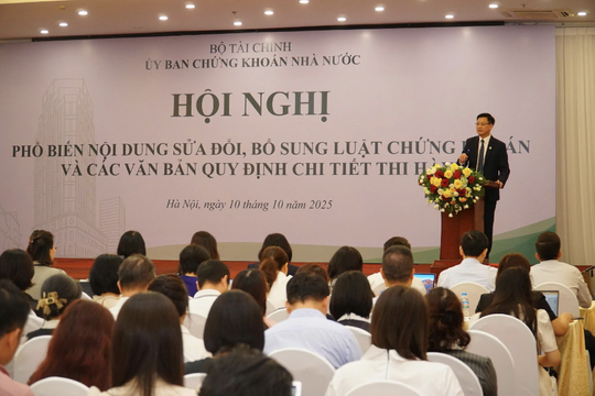 Luật Chứng khoán sửa đổi giúp rút ngắn thủ tục, room ngoại rộng cửa, chuẩn bị vận hành CCP