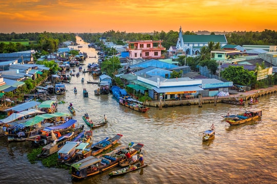 Chợ nổi miền Tây: Phong cách sống độc đáo giữa sông nước khiến ai cũng say mê