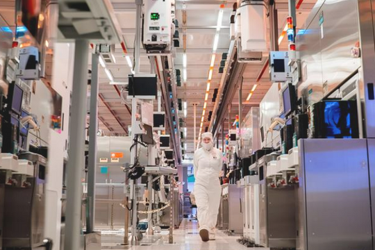 Canh bạc bán dẫn tỷ đô của Mỹ giữa lòng sa mạc