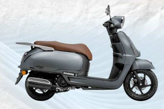 Mẫu xe xăng giá mềm 27 triệu nhưng có Smartkey, USB sạc đôi, trang bị "áp đảo" Honda Vision