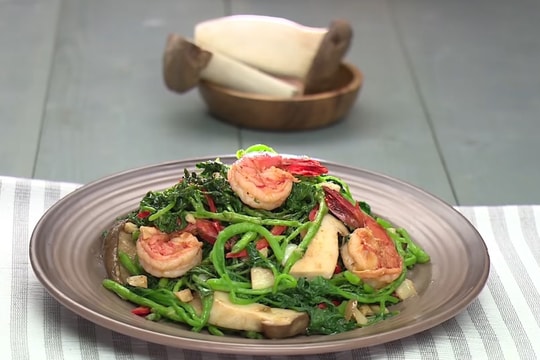 Giá chỉ 10 nghìn/bó nhưng loại rau này lại là "siêu thực phẩm" bảo vệ gan và tim mạch