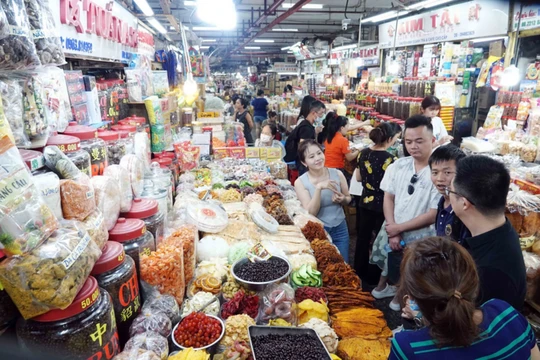 Hộ kinh doanh có thể sẽ phải tự ghi chép hoặc thuê kế toán từ 2026