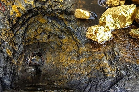 Phát hiện mỏ vàng khổng lồ hơn 40 tấn tại Cam Túc