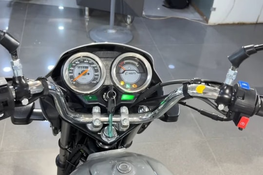 Mẫu xe xăng 100cc mới về đại lý: Giá 20 triệu, ngoại hình cá tính lại tiết kiệm xăng