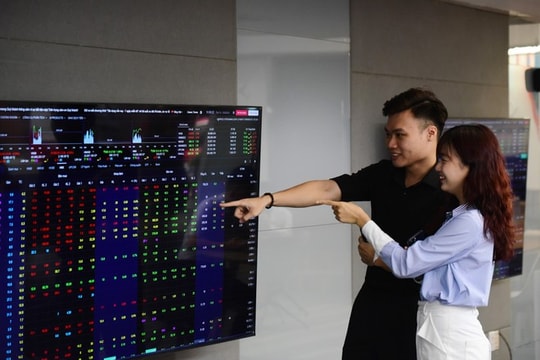 Tự doanh bứt phá, một công ty chứng khoán báo lãi quý III tăng gấp hơn 5 lần