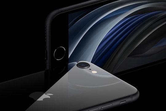 Chiếc iPhone bé "hạt tiêu" gây sốt năm 2025: Giá hơn 2 triệu vẫn cân mọi tác vụ