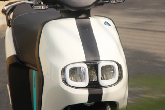 Quà 20/10 "chất" nhất năm: Mẫu xe điện Nhật giảm giá 15 triệu, pin bền, sạc 1 lần đi 144km