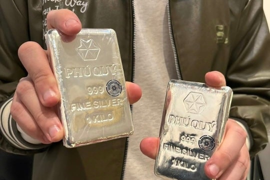 Giá bạc hôm nay 21/10/2025: Bạc Phú Quý tăng nhẹ