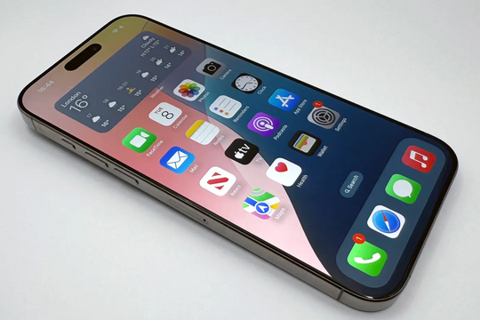 "Flagship tiết kiệm" nhà Táo giảm cả chục triệu, hiệu năng vẫn mạnh ngang máy mới