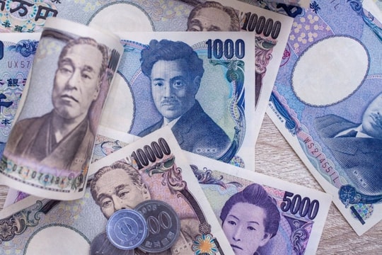 Tỷ giá Yên Nhật hôm nay 21/10: Đồng yên giữ giá, thị trường yên ắng chờ tin mới