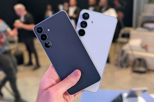 Smartphone phù hợp “giải trí cuối năm” với camera 50MP và loạt tính năng AI mới