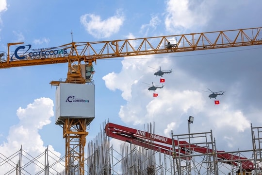 Chỉ một phát biểu về Vingroup, Sun Group…, cổ phiếu Coteccons (CTD) lập tức dậy sóng