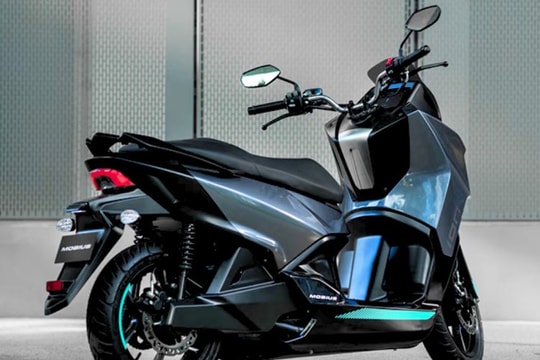 Xe điện mạnh ngang SH160i: Sạc 3 giờ đi 150km, tăng tốc 0–50 km/h chỉ 3,7 giây