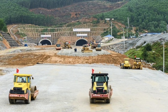 Giải ngân vốn đầu tư công mở ra cơ hội cho 3 nhóm ngành phát triển