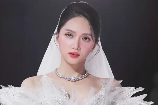 Hương Giang giàu cỡ nào trước khi thành Miss Universe Vietnam 2025?