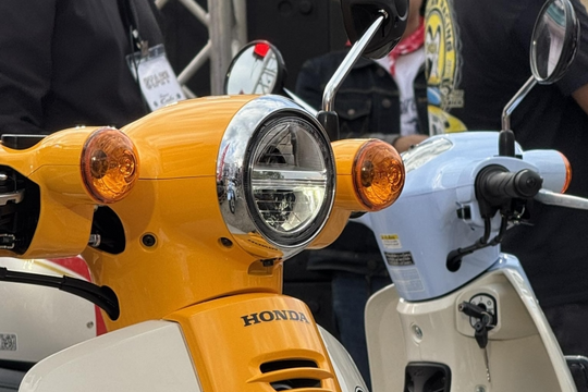 Honda ra mắt mẫu xe số mới với ngoại hình đẹp như xe cổ, vận hành êm lại siêu tiết kiệm xăng