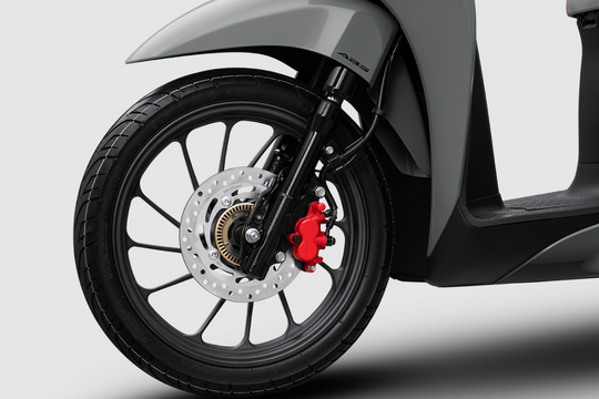 Mẫu xe tay ga cận cao cấp nhà Honda rớt sâu nhất năm, nhiều đại lý bán ngang giá niêm yết