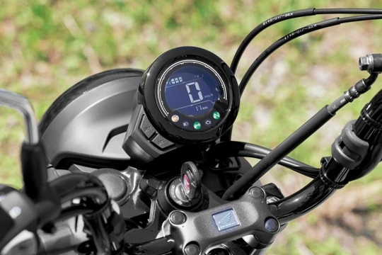 Honda gây bất ngờ với mẫu xe số mới: Cổ điển, phanh ABS, giá khiến dân phượt mê mẩn