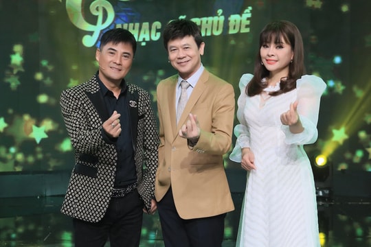 "Ông hoàng nhạc sến" sống kín tiếng trong biệt thự cả nghìn m2, có phòng thu và vườn riêng giữa đảo ngọc