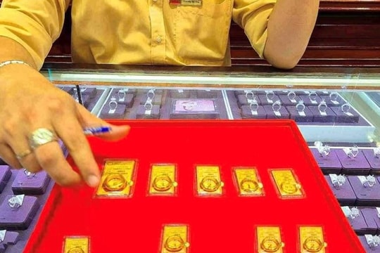 Giá vàng hôm nay 29/10/2025: Mất hơn 10 triệu chỉ trong một tuần, chuyện gì đây?