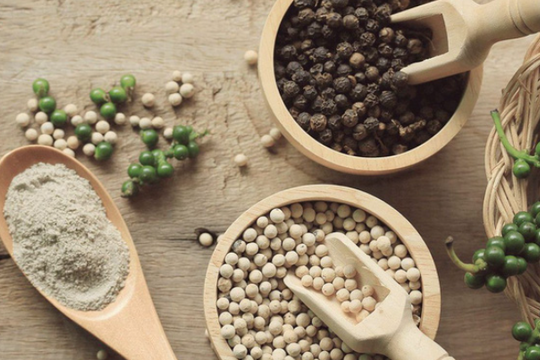 Giá tiêu hôm nay 29/10/2025: Phục hồi mạnh, hồ tiêu Việt vững ngôi đầu tại châu Âu