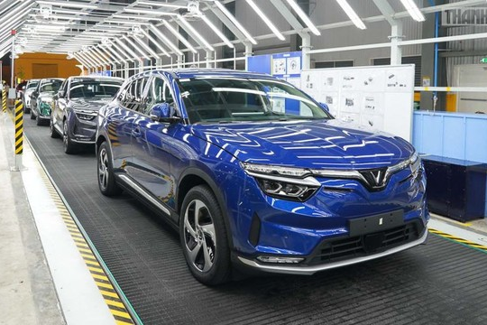 Sau cú bắt tay, xe điện VinFast sắp dễ mua hơn tại thị trường tỷ dân