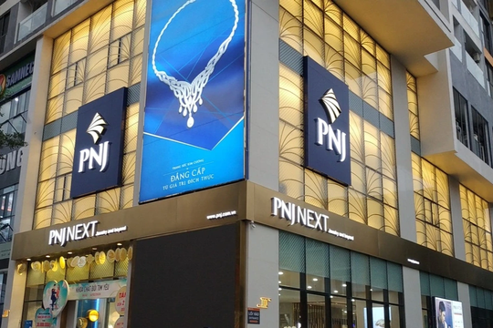 PNJ bứt tốc giữa ‘cơn sốt vàng’, cổ phiếu  còn dư địa tăng giá?