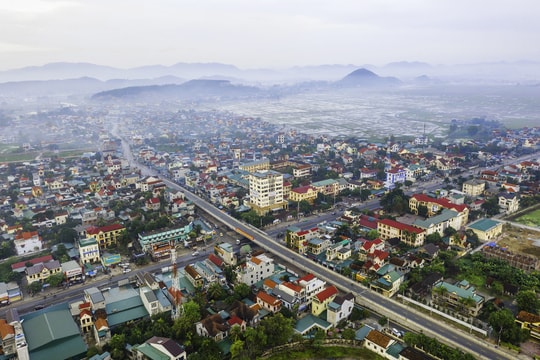 Một vùng đất 40km2 của Nghệ An đang thay da đổi thịt sau sáp nhập, người dân thu nhập 120 triệu/năm trở lên