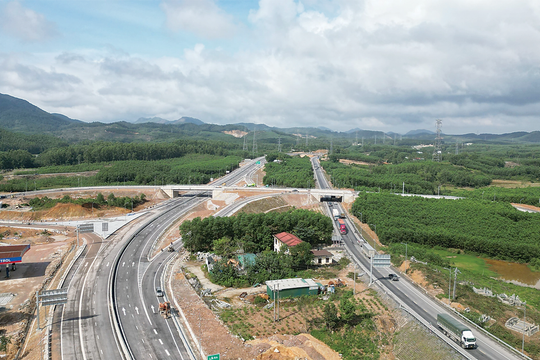 Hoàn thành cao tốc tại đồng bằng sông Cửu Long đúng tiến độ, đảm bảo chất lượng