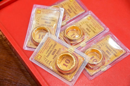 Dự báo giá vàng ngày mai 2/11: Xu hướng đi ngang chiếm chủ đạo, lực cầu vẫn mạnh