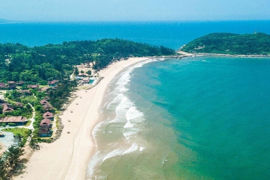 Vùng đất rộng 46km2, vị trí tựa "Long Ngâm" sẽ là mắt xích quan trọng trong chiến lược phát triển kinh tế biển của Hà Tĩnh sau sáp nhập