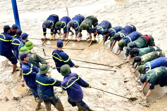 Thủ tướng Chính phủ chỉ đạo tập trung khắc phục nhanh hậu quả mưa lũ tại khu vực Trung Bộ