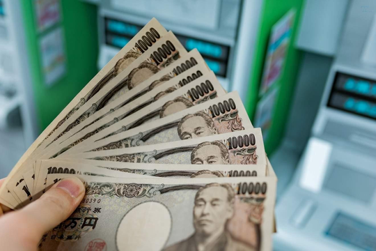 Tỷ giá ngoại tệ hôm nay 3/11: Yên Nhật tiếp tục lao dốc