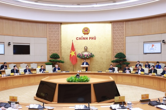 Chính phủ họp chuyên đề về 8 nghị định liên quan Trung tâm tài chính quốc tế tại Việt Nam