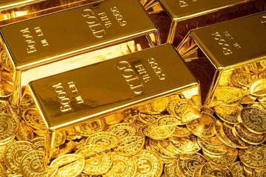 Thị trường kim loại quý hôm nay 4/11/2025: Giá vàng giảm mạnh