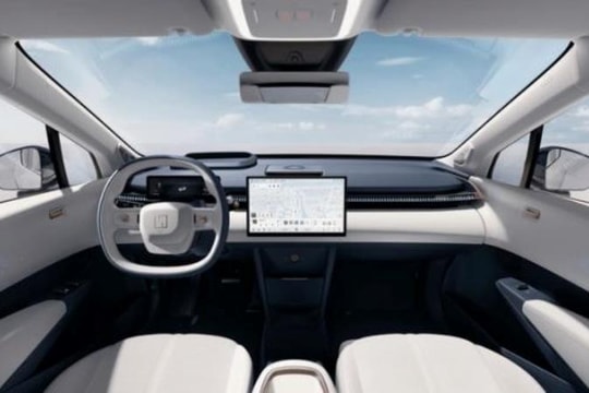 Xe điện giá chỉ 500 triệu nhưng chạy gần 600 km/lần sạc: Thiết kế thể thao, nội thất cực sang