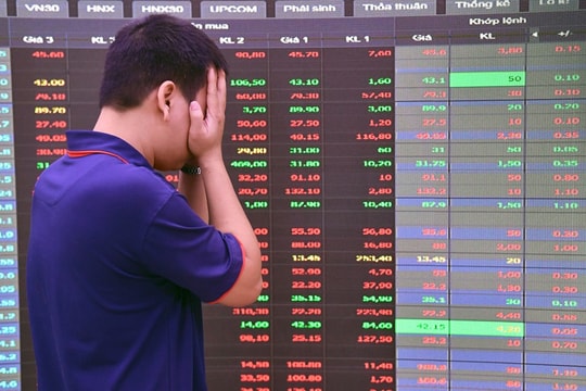 Chứng khoán khép lại phiên cuối tuần đáng quên, đâu là nguyên nhân chính?
