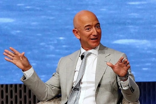 Chủ tịch Amazon chia sẻ bí quyết giúp người trẻ tăng cơ hội khởi nghiệp thành công