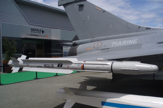 Tên lửa có vận tốc gần 5.000km/h, đầu nổ nặng 12kg, chuyên tiêu diệt máy bay tàng hình