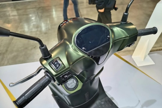 Xe tay ga cao cấp nhập khẩu ra mắt: Phong cách cổ điển, công nghệ vượt trội, giá cực cạnh tranh