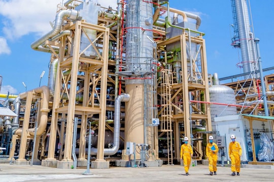 PVChem về đích sớm 2 tháng nhờ đổi mới quản trị và đầu tư chiến lược