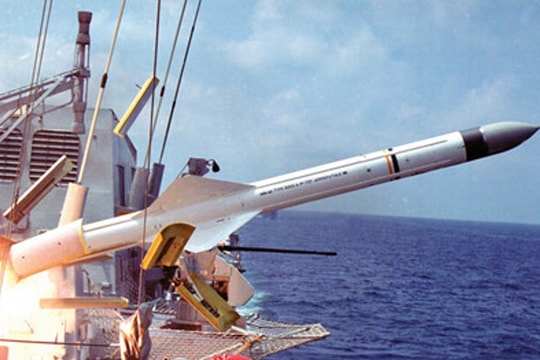 Tên lửa "bóng ma" bay cách mặt biển 1-2 mét, tàu chiến đối phương chỉ kịp nghe tiếng nổ cuối cùng