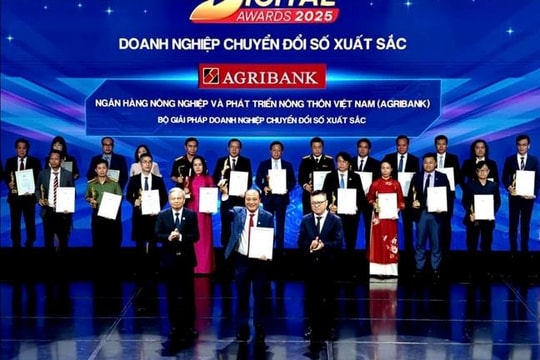 “Bộ Giải pháp doanh nghiệp chuyển đổi số Xuất sắc” của Agribank được vinh danh tại Lễ trao giải thưởng Chuyển đổi số Việt Nam