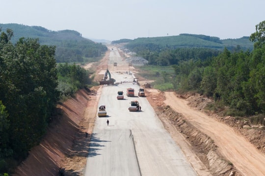 Đẩy nhanh tiến độ 4 dự án cao tốc Bắc – Nam