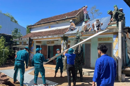 Thủ tướng Chính phủ chỉ đạo khắc phục nhanh hậu quả bão, lũ tại khu vực Trung Bộ