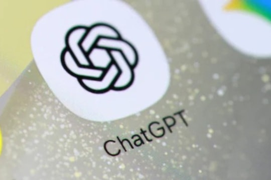 OpenAI ra mắt GPT-5.1: ChatGPT thông minh hơn, nhiều “tính cách” hơn và tùy chỉnh sâu hơn