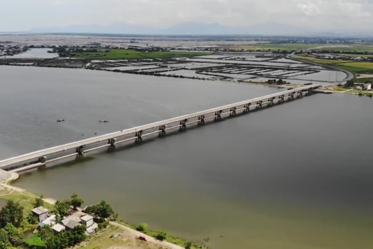 Liên danh Lilama 10 trúng thầu sửa chữa cấp bách đập ngăn mặn lớn nhất Đông Nam Á