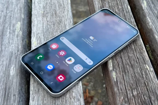 Smartphone AI rẻ nhất của Samsung: Chỉ hơn 10 triệu, sở hữu nhiều tính năng "ăn đứt" iPhone 17