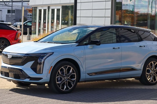 Những hãng xe điện giữ hiệu suất pin tốt nhất sau 3 năm sử dụng